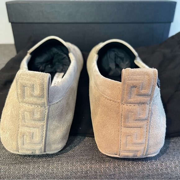 Versace Men’s Villa Leather Drivers Shoes in Sand,  Size 8 - NWT main image 4